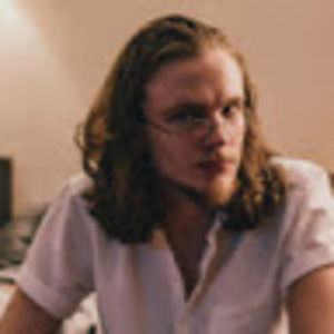 Meet your Posher, Logan